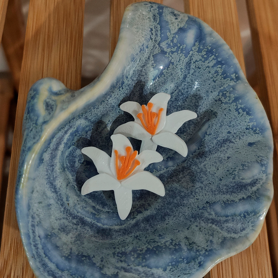 LILIUM2